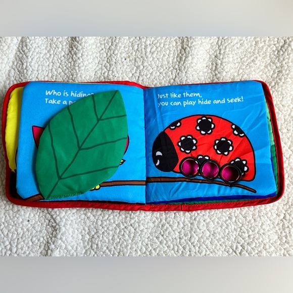 Cloth Baby Books & Teddy Bear Security Blanket - Picture 11 of 14